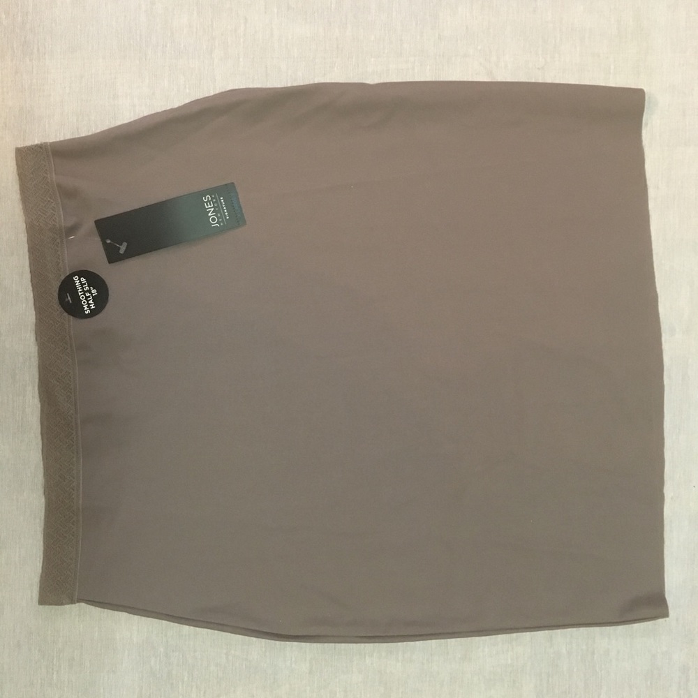 Jones NY Spandex Smoothing Half Slip